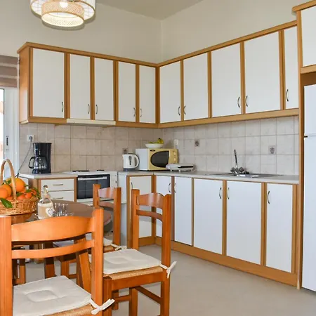 Lily Of Crete 1 - Sea & Front Apartment