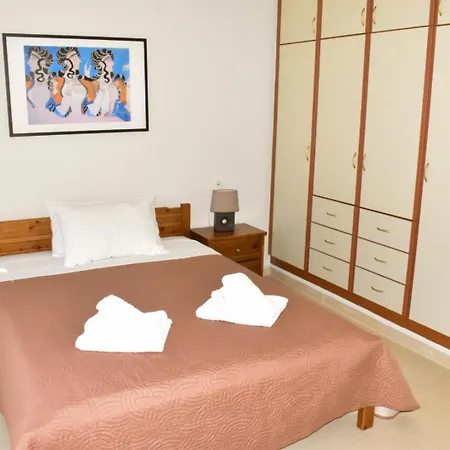 Lily Of Crete 1 - Sea & Front Apartment *