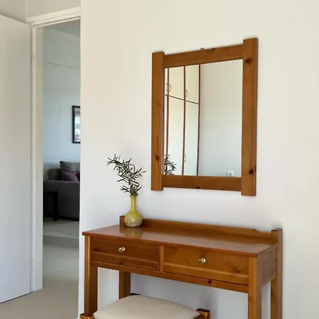 Lily Of Crete 1 - Sea & Front Apartment Kalamaki (Chania)